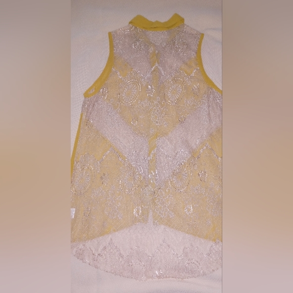 Jealous Tomato S Yellow Cream Lace Panels Hi-lo Button Slvls Collar Sheer Blouse - Picture 10 of 16